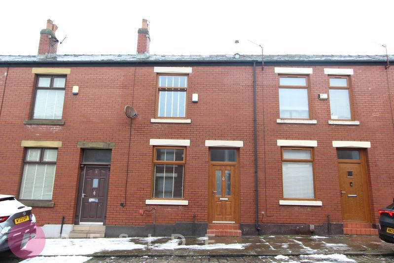 Property photo 1 of 11 House