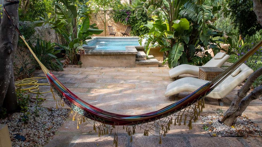 Property photo 3 of 33 77674 Small-3.Jpg