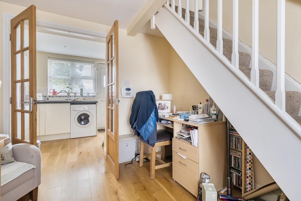 Property photo 3 of 19 Entrance Hall