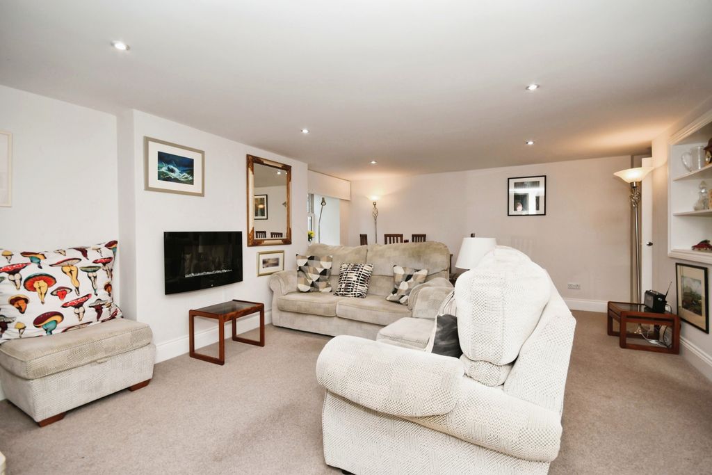 Property photo 3 of 13 Living Room