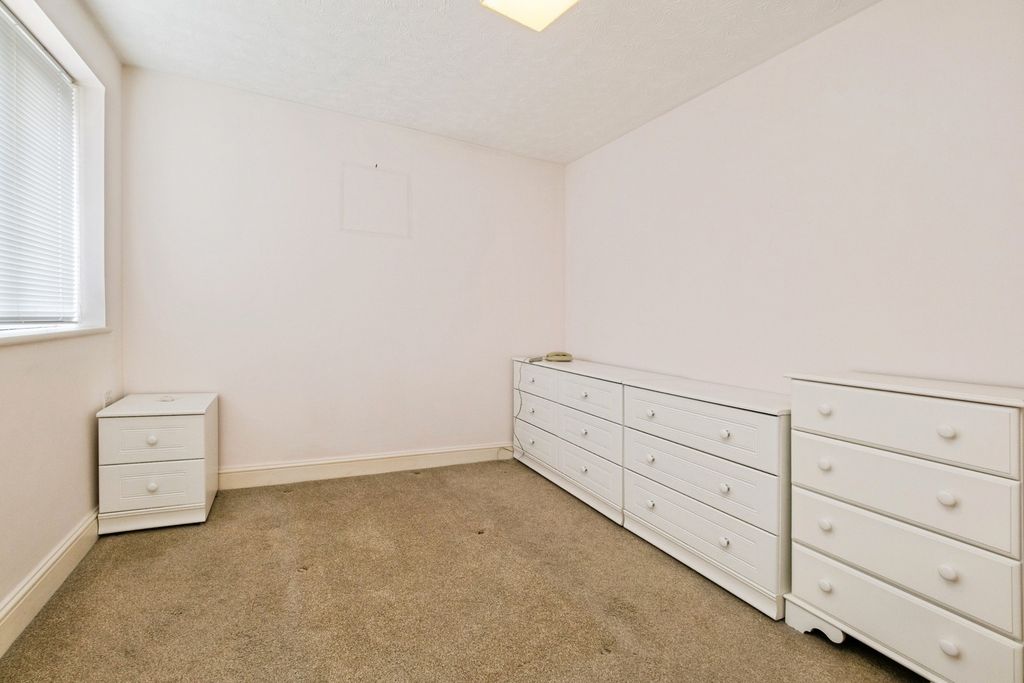 Property photo 3 of 23 Pbox-Img.Jpg
