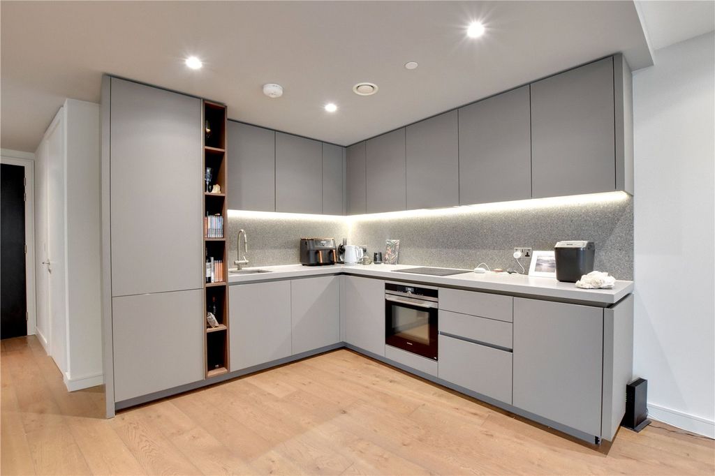 Property photo 3 of 29 Picture No. 19