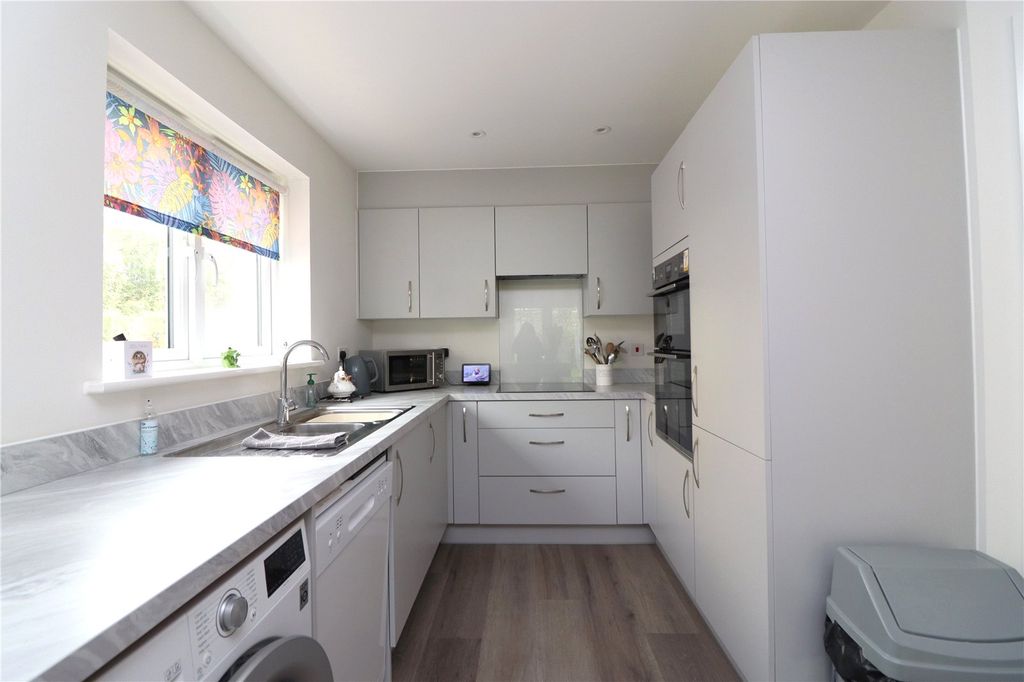 Property photo 3 of 20 Picture No. 14