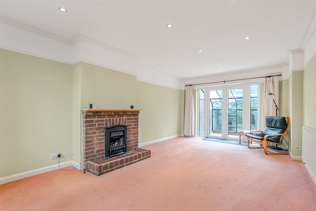 Property photo 3 of 38 Reception Room