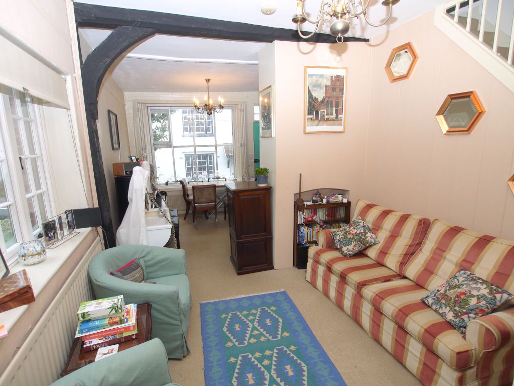 Property photo 2 of 9 Photograph 2