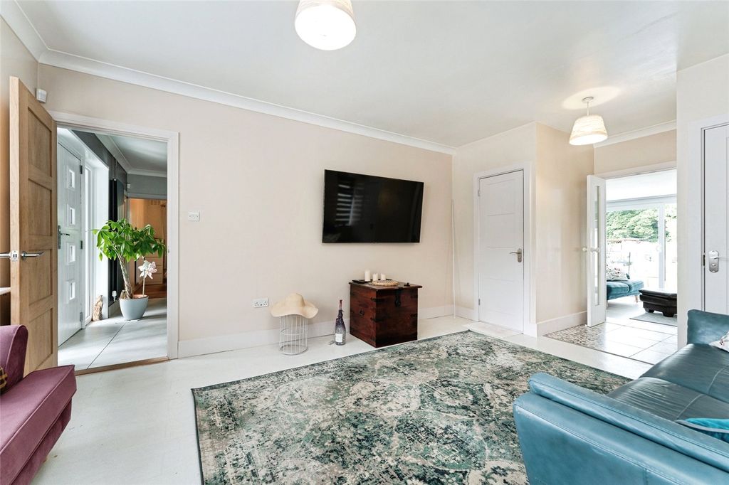 Property photo 3 of 25 Picture No. 03