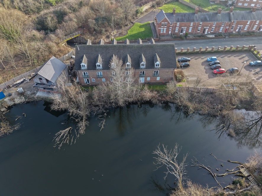 Property photo 2 of 14