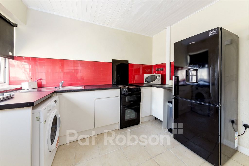 Property photo 3 of 10 Picture 3