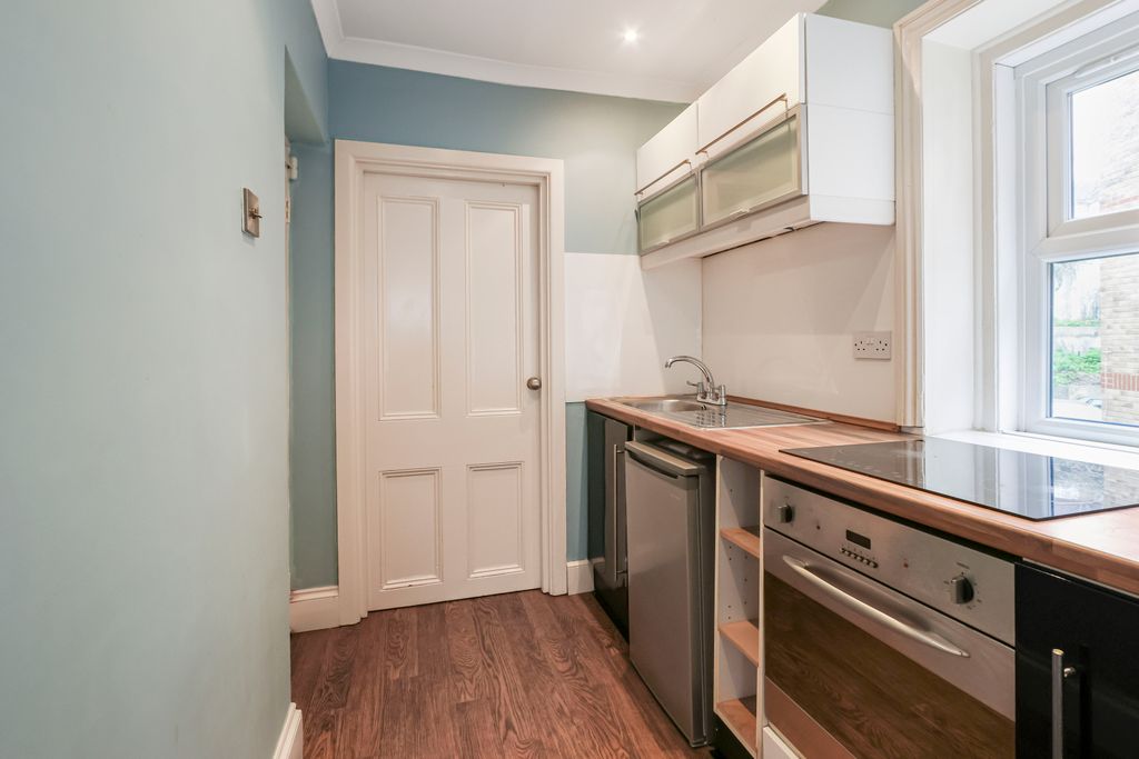 Property photo 2 of 11 333A5004