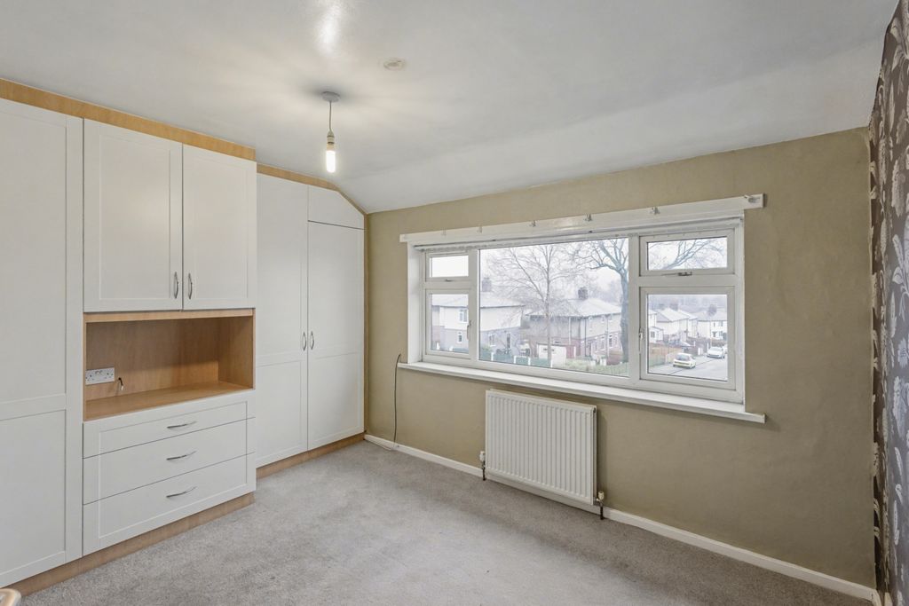 Property photo 3 of 15 103 Owlet Road, Shipley, West Yorkshire, Bd18 2En