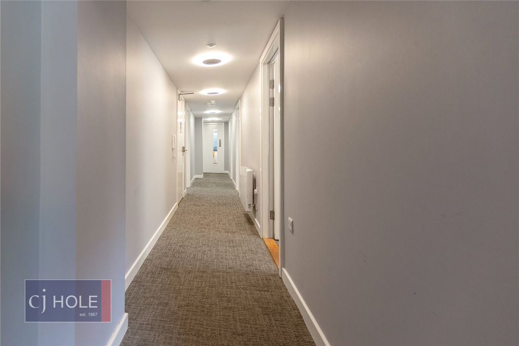 Property photo 3 of 14 Picture No. 69