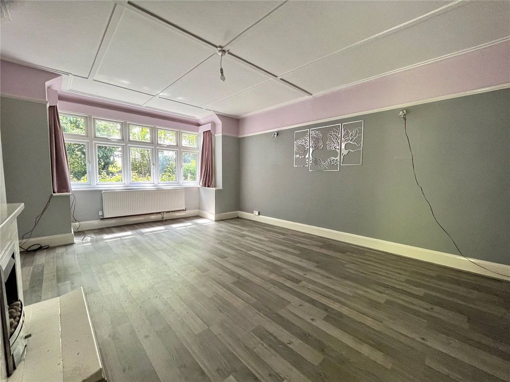 Property photo 3 of 9 Sitting Room