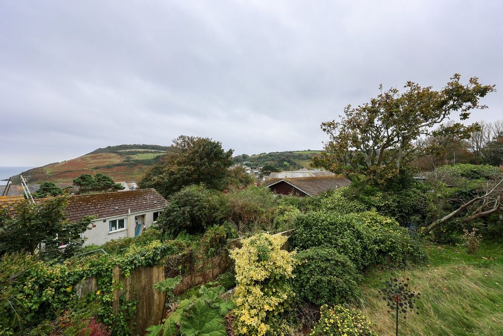 Property photo 3 of 21