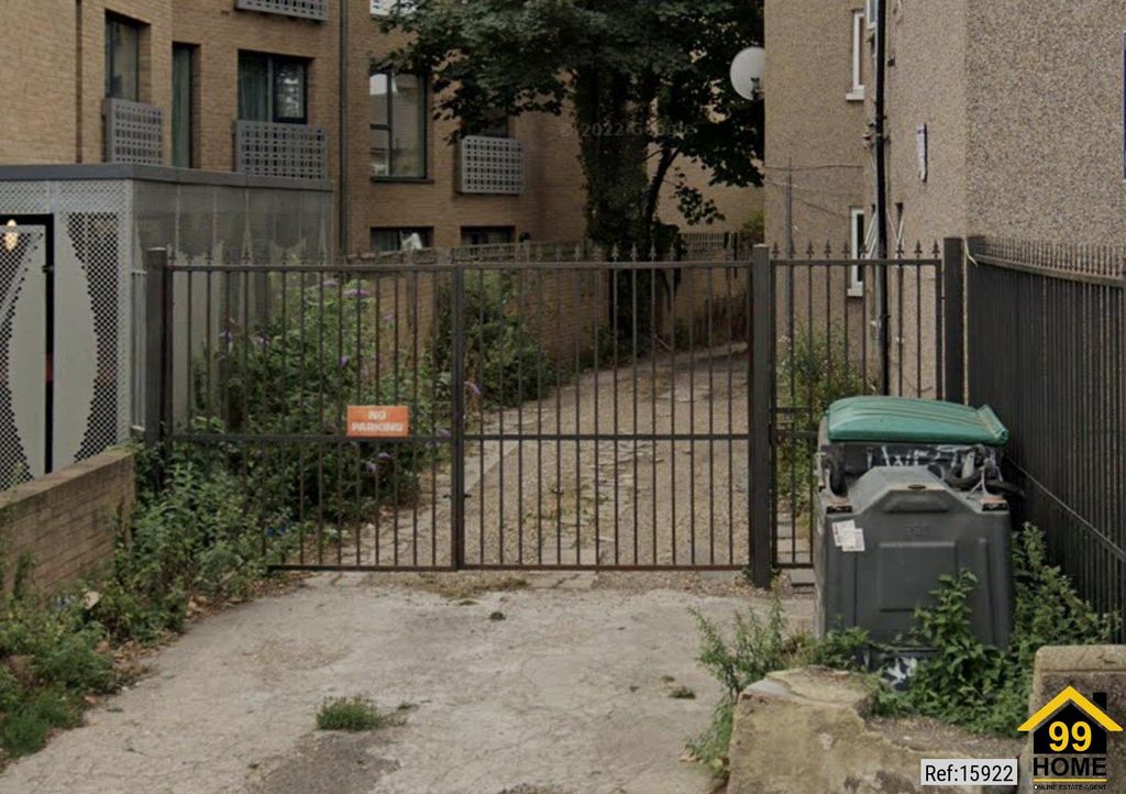 Property photo 3 of 9 Photo 2