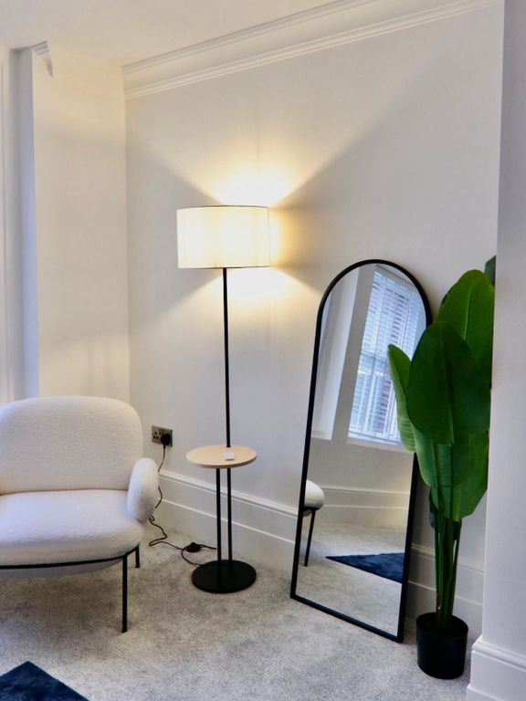 Property photo 2 of 45 Gallery