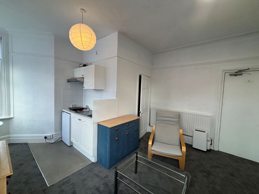 Property photo 3 of 5 Image