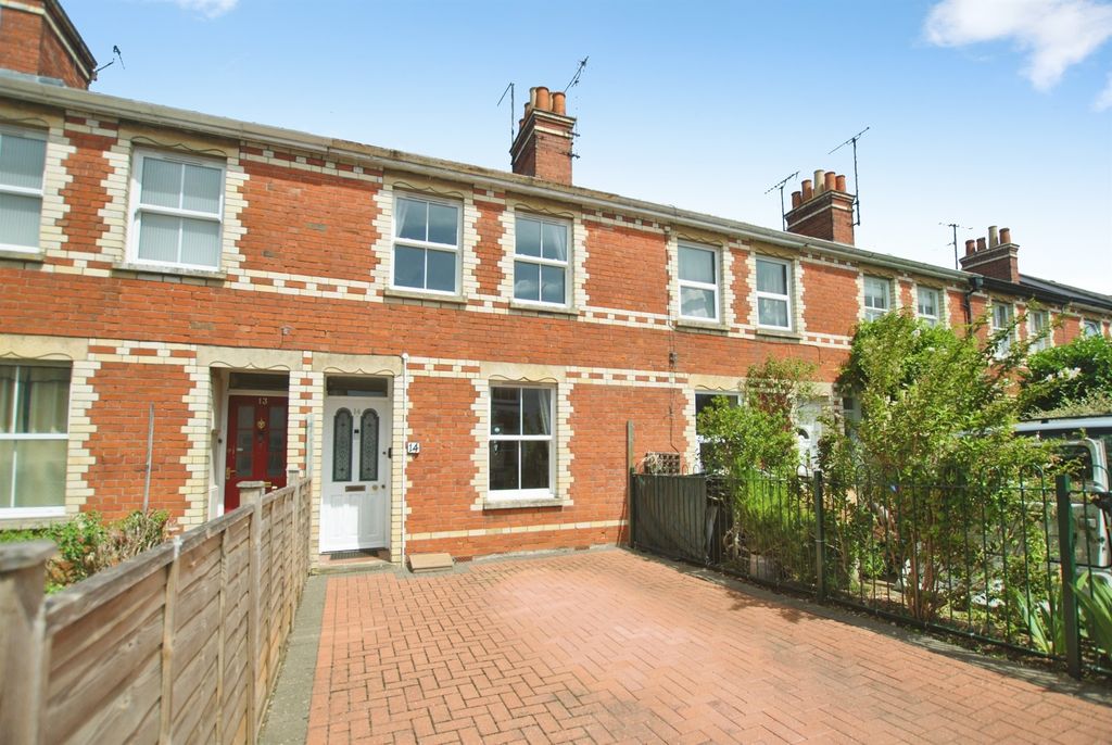 Property photo 1 of 15