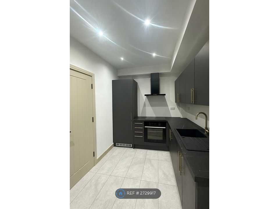 Property photo 2 of 13 Kitchen