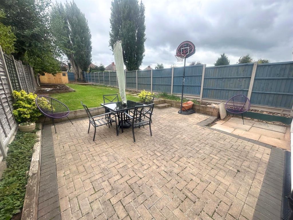 Property photo 3 of 17 Patio