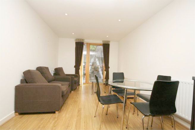 Property photo 1 of 3