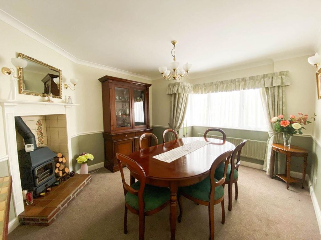 Property photo 2 of 14 61Ea6A46-Aabd-4Af6-9c57-F1F846784059.Jpg