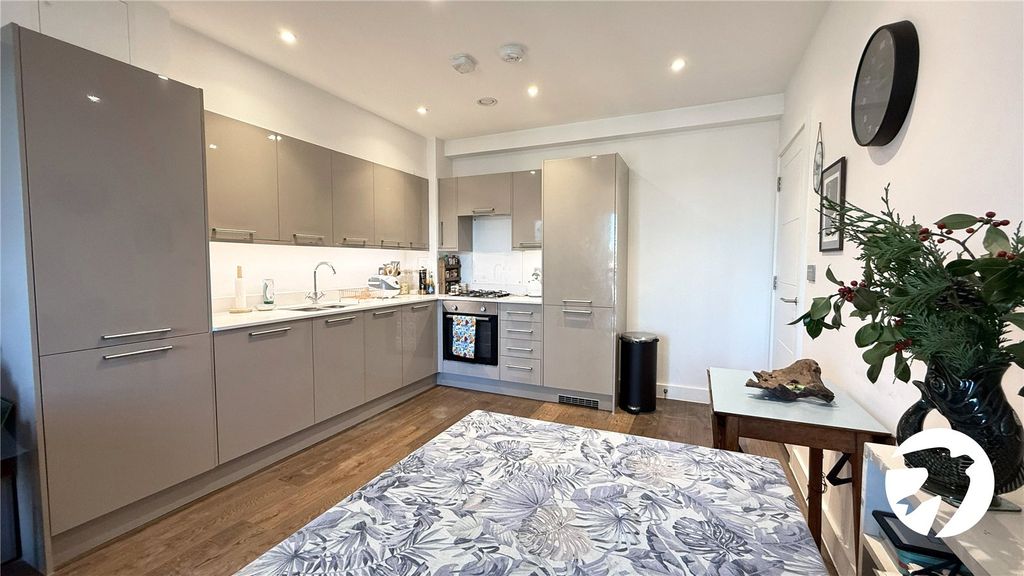 Property photo 2 of 20 Picture 2