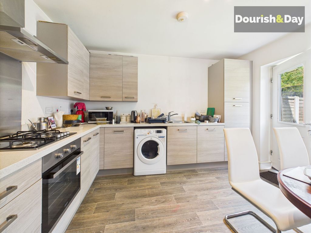 Property photo 3 of 13 Kitchen Diner