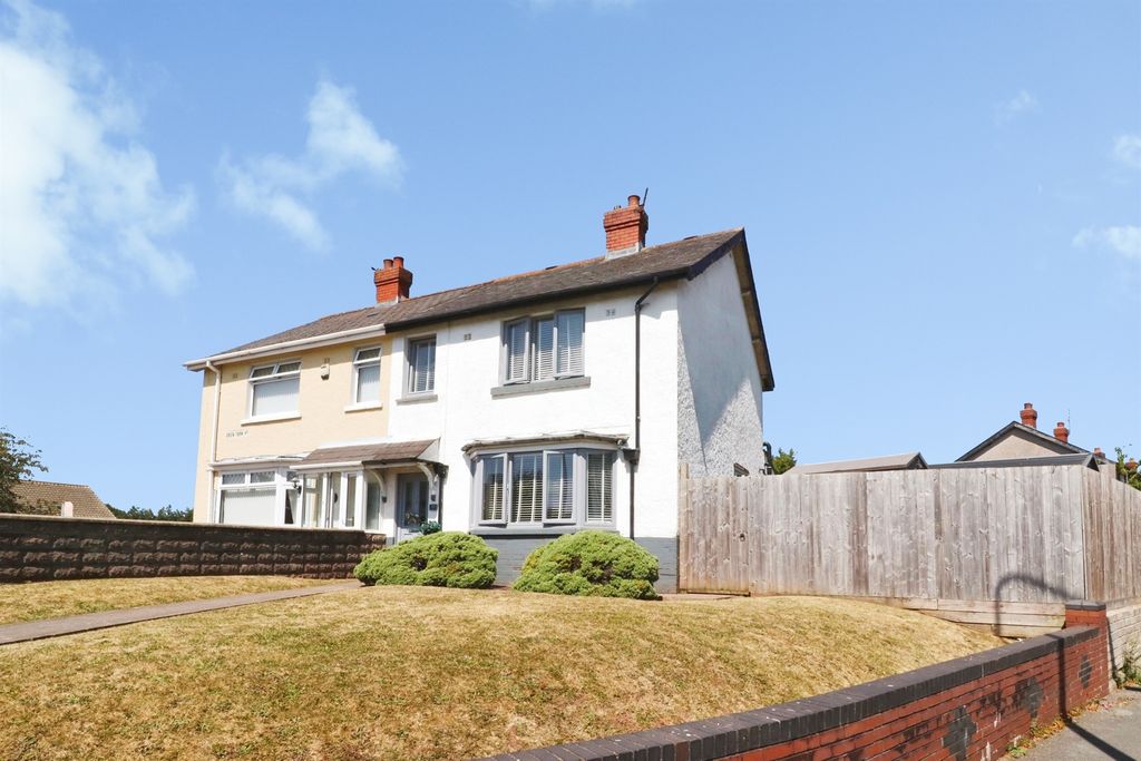 Property photo 1 of 22