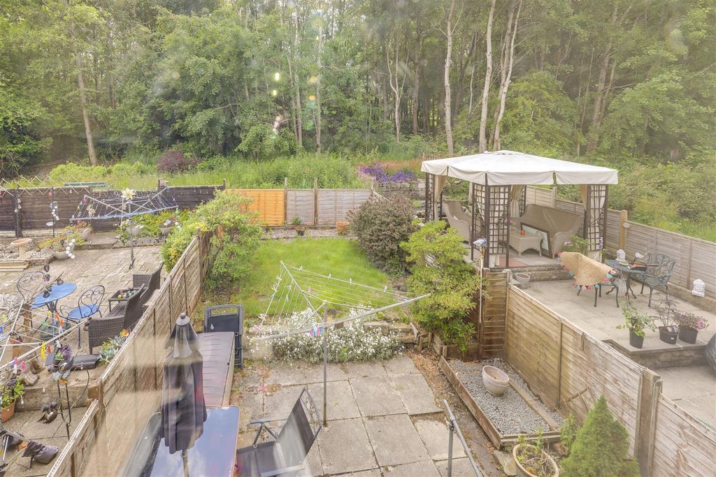Property photo 3 of 20 Rear Garden View