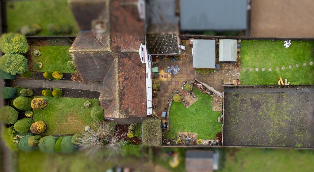 Property photo 2 of 4 Picture No. 01