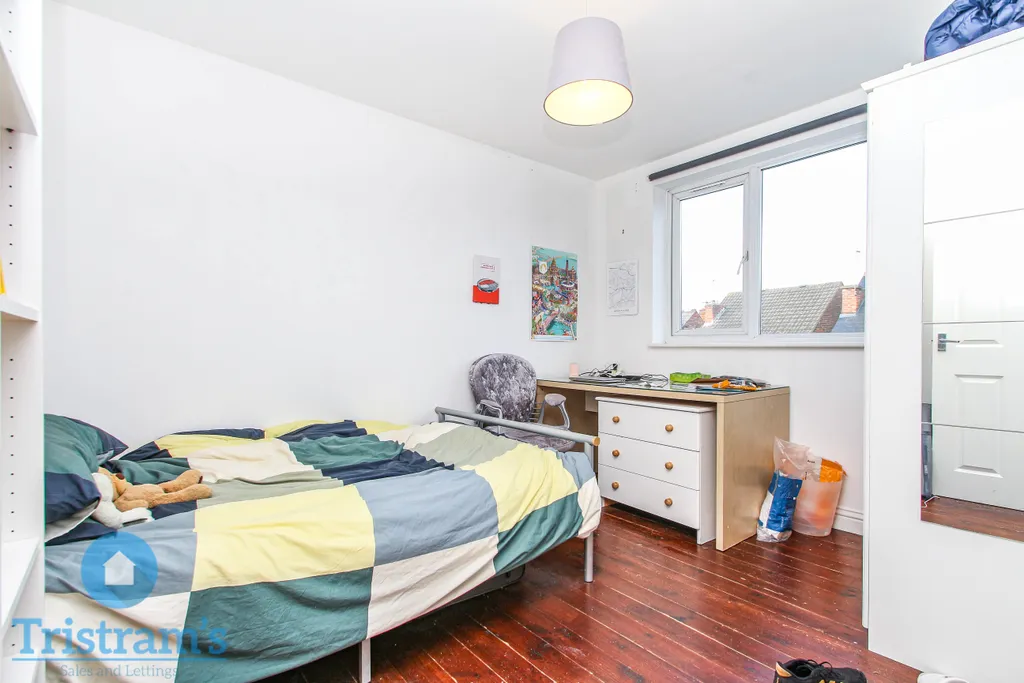 Elmsthorpe Avenue, Lenton NG7 – pohled 6