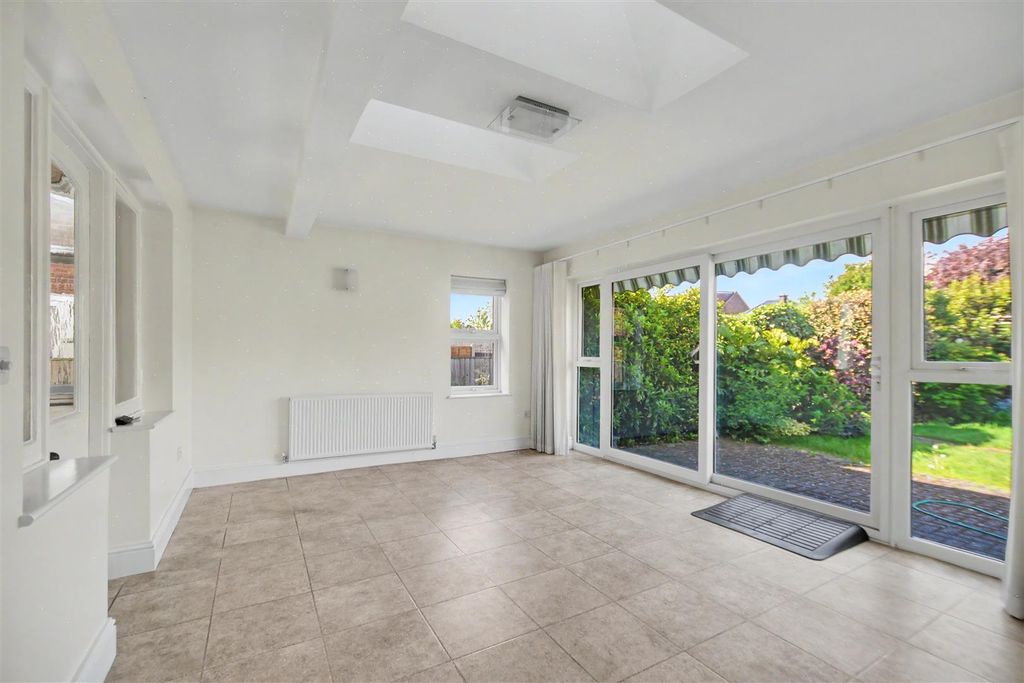 Property photo 3 of 36 Sun Room