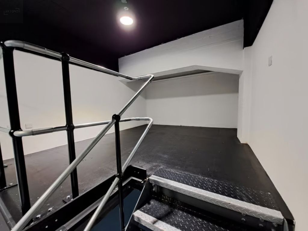 Property photo 3 of 6 86 (2) (1)