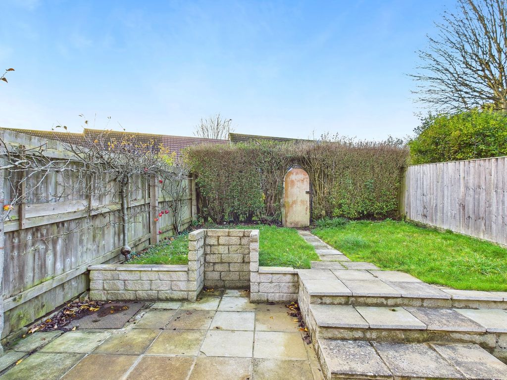 Property photo 2 of 17 Cam01338G0-Pr0155-Still011