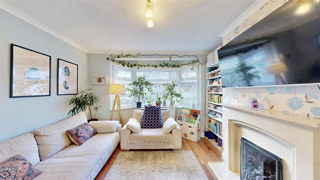 Property photo 3 of 30 11202025_132216.Jpeg