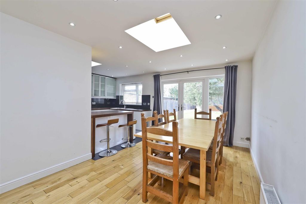 Property photo 2 of 14 Dining Room