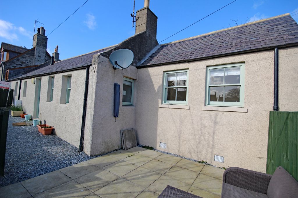 Property photo 1 of 38