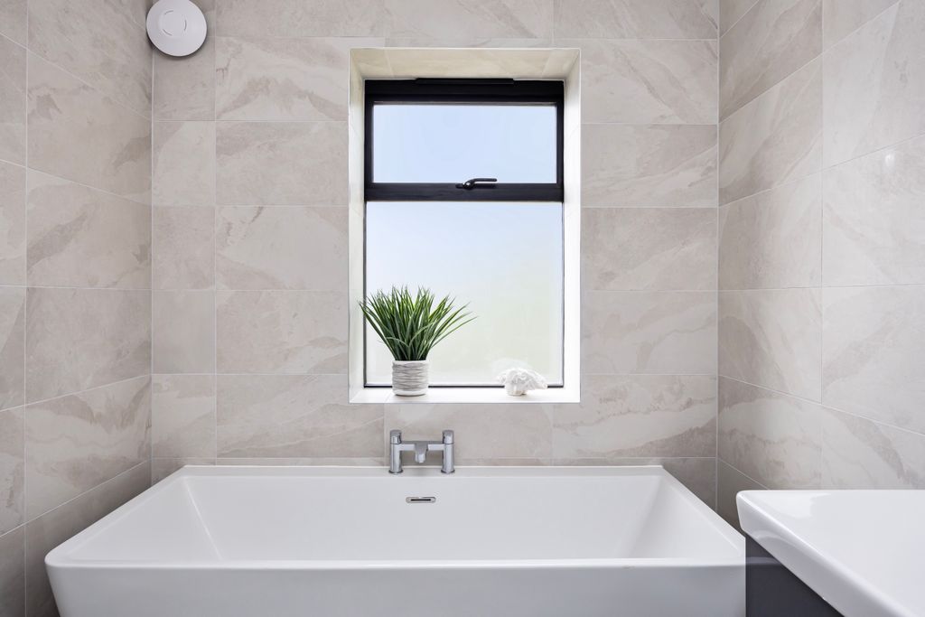 Additional image 15 of 6 bed detached house for saleWithdean Road, Brighton BN1