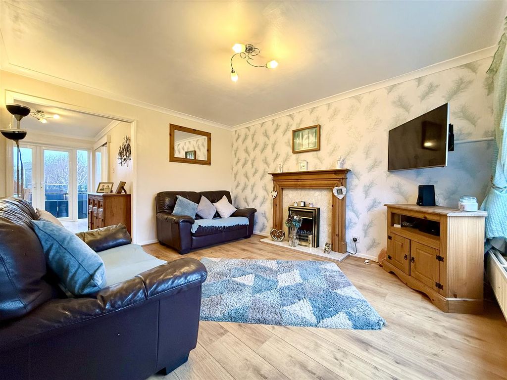 Property photo 3 of 15 3