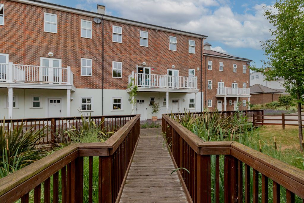 Property photo 1 of 49 Ivy Gate