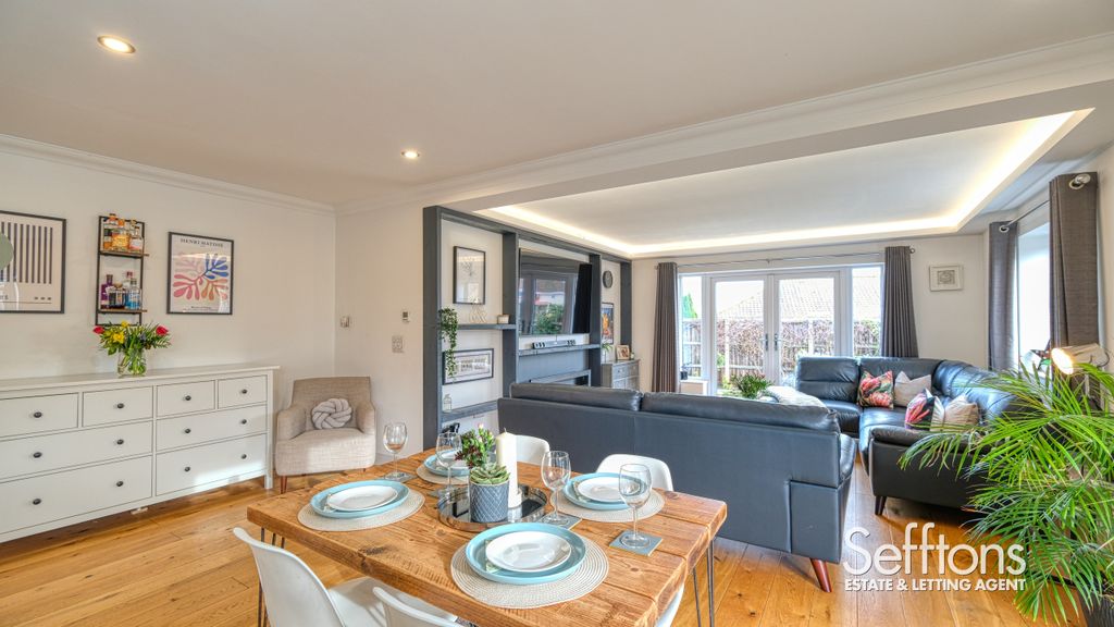 Property photo 3 of 44 Dscf0478_90