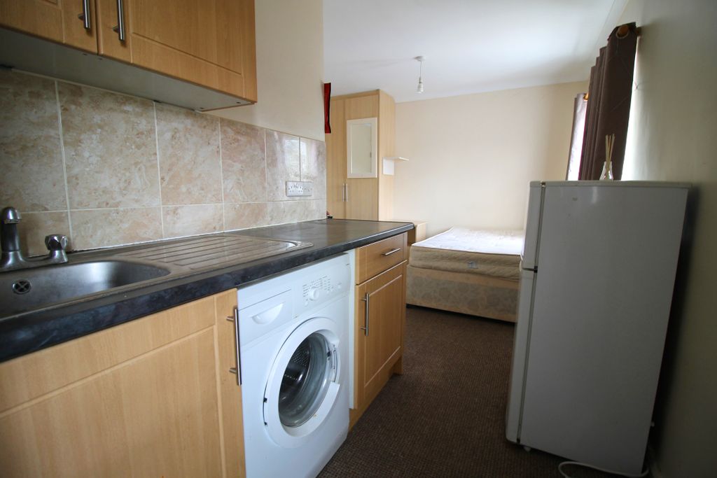 Property photo 3 of 3