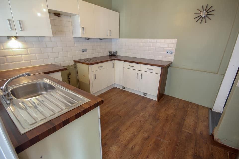 Property photo 3 of 9 3. Rowditch - 3