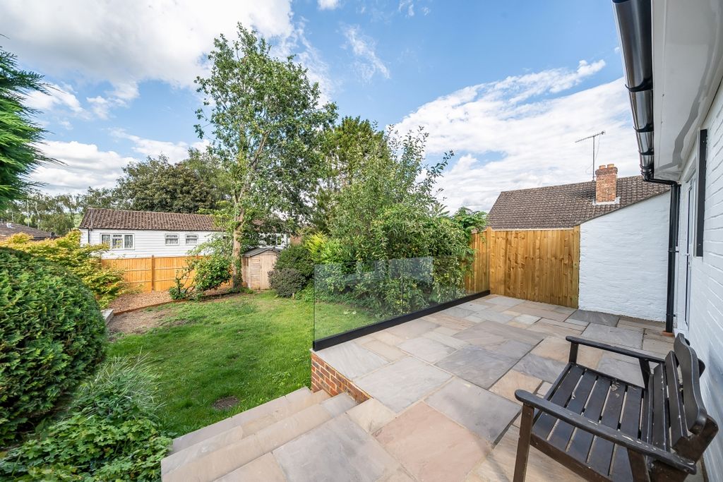 Property photo 3 of 19 1309938-26-687E89...