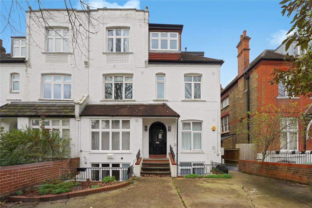 Property photo 2 of 17 Picture No. 08