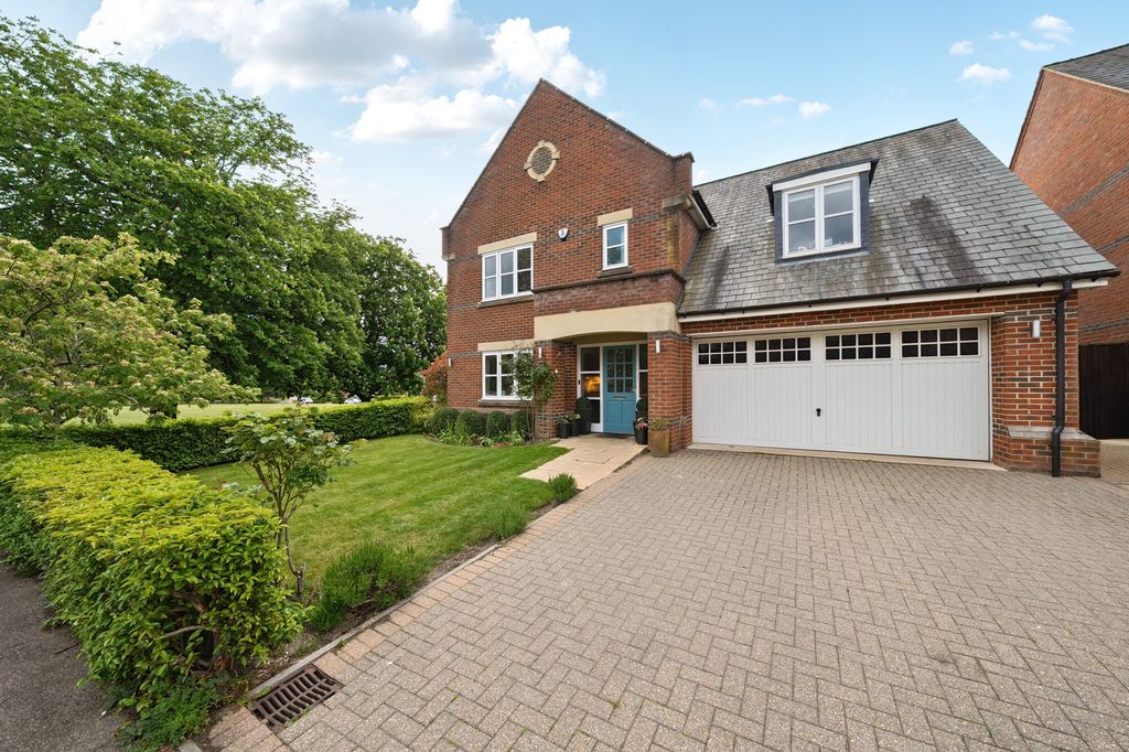 Property photo 1 of 13