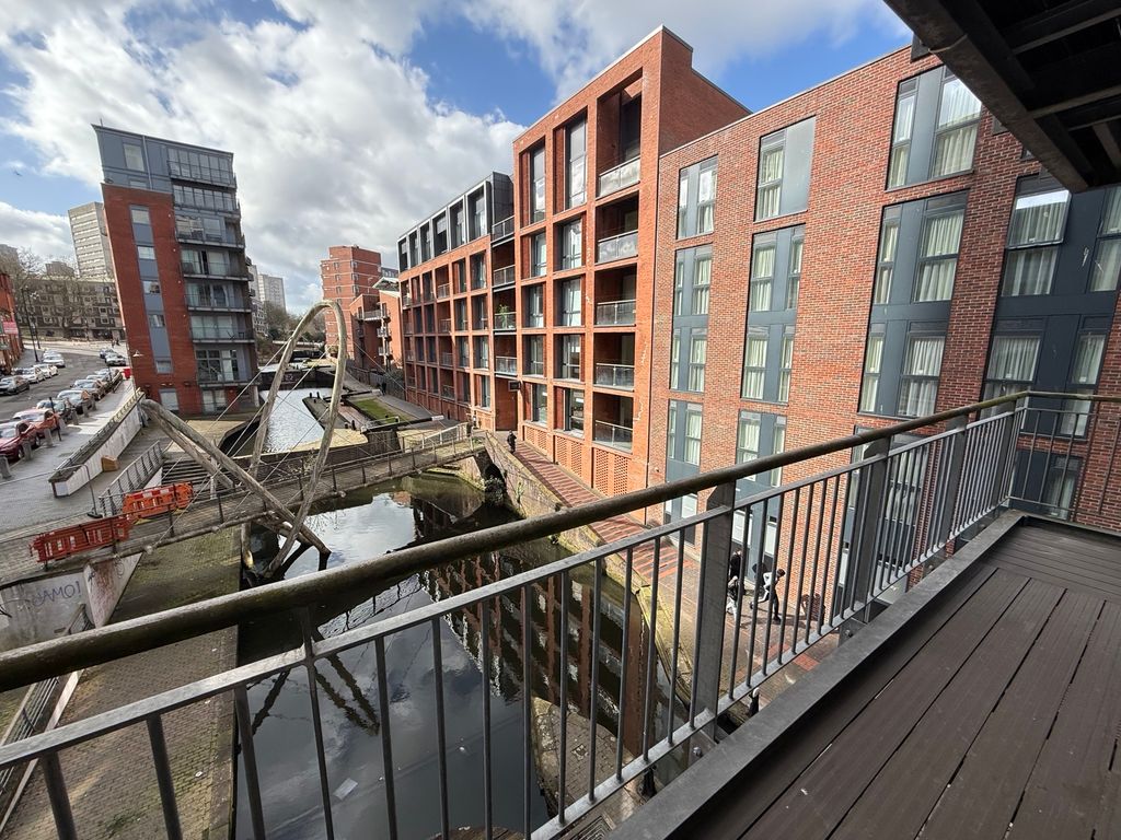 Property photo 3 of 11 Img_9155