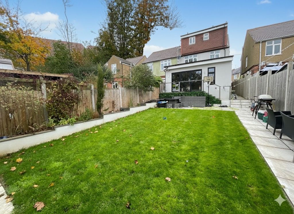 Property photo 2 of 15 1002901