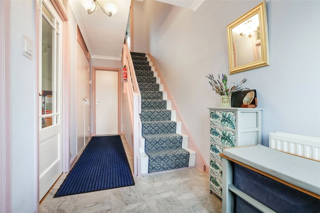 Property photo 2 of 22 Picture No. 08