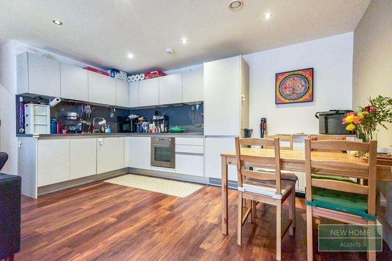 Property photo 2 of 18 Photo 11